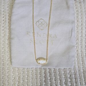 Kendra Scott Elisa Gold Pendant Necklace In Ivory MO